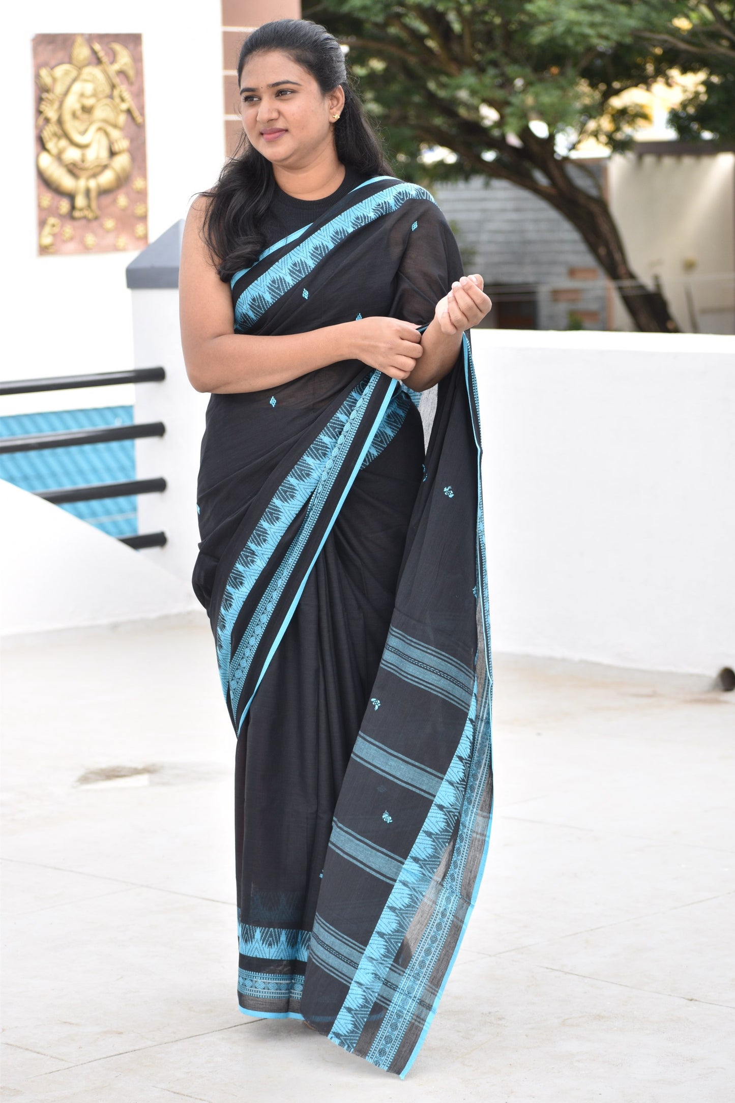 BLACK DHANIAKHALI SAREE