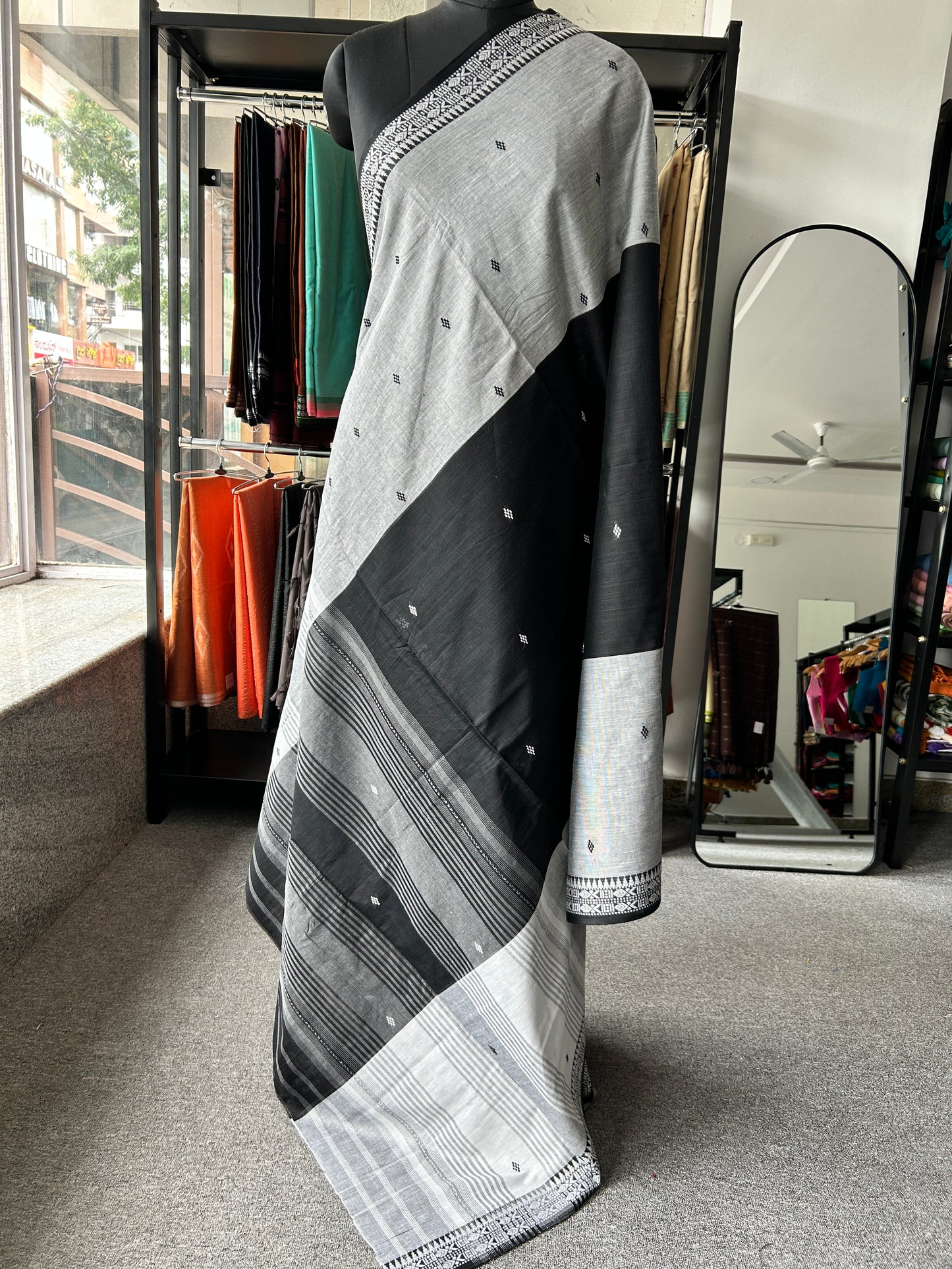 BLACK DHANIAKHALI SAREE