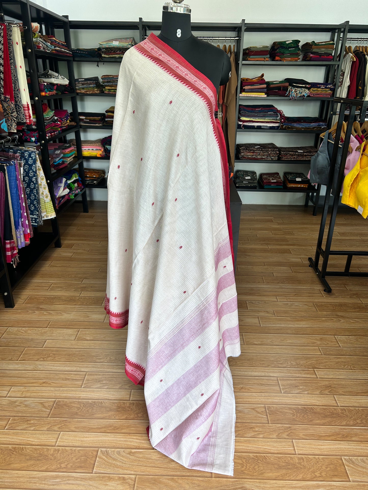 WHITE DHANIAKHALI SAREE