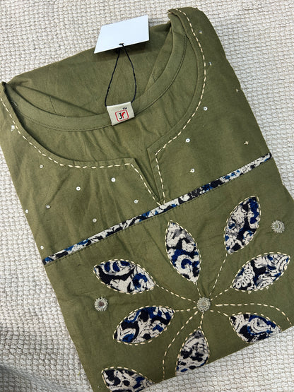 GREEN GAMTHI COTTON SUIT