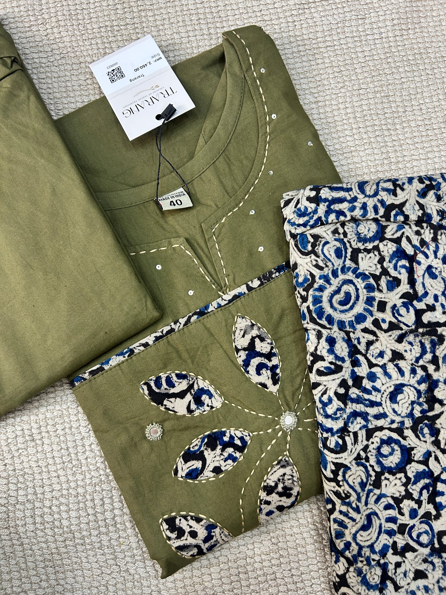 GREEN GAMTHI COTTON SUIT