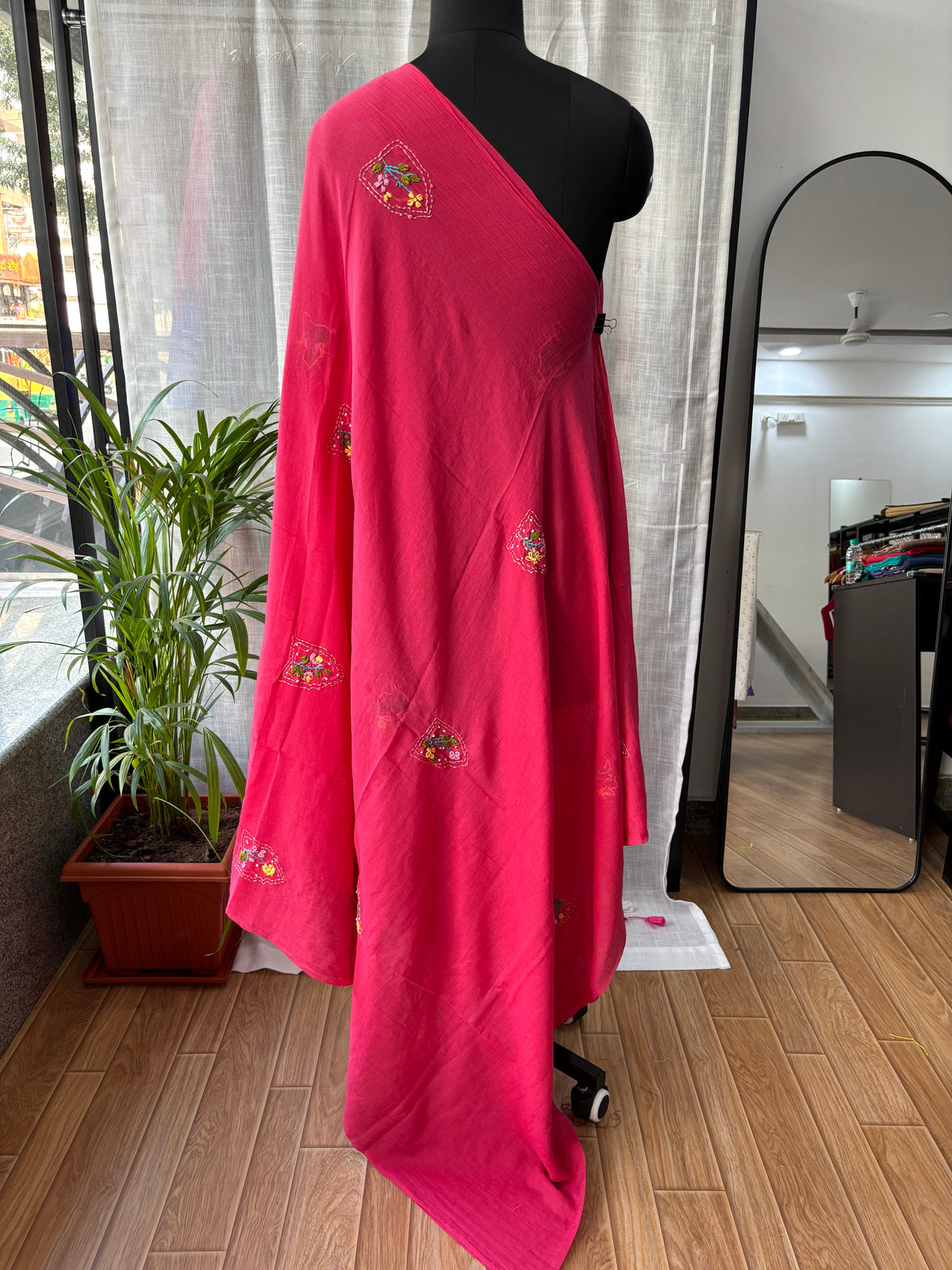PINK EMBROIDERED MUL SAREE
