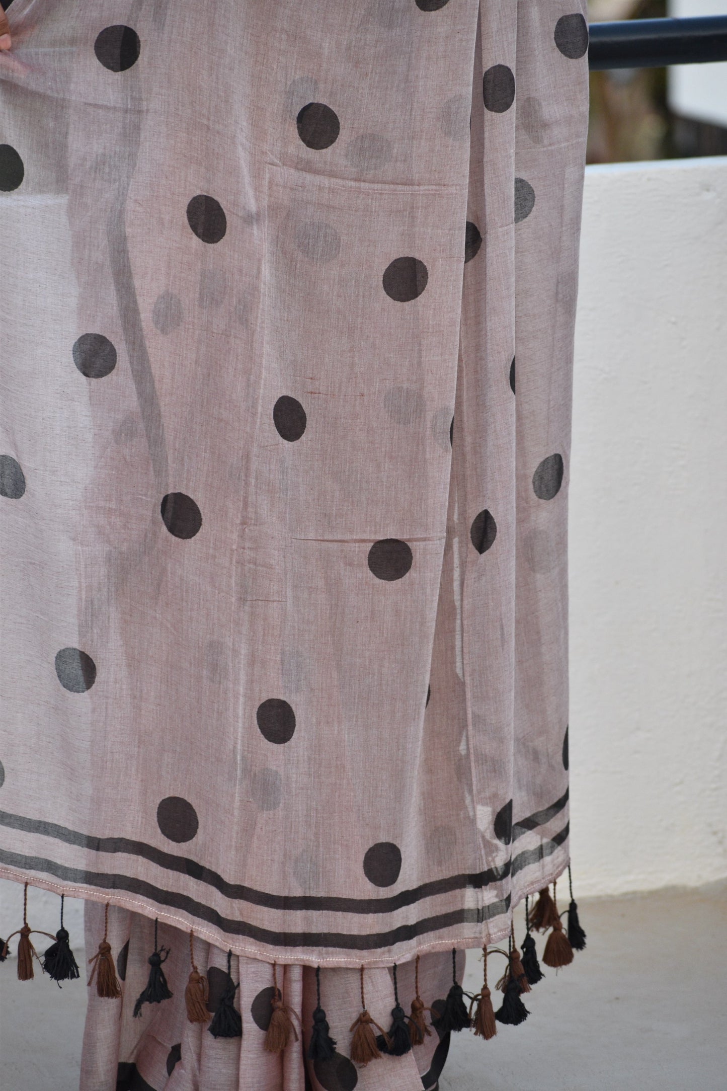 BROWN POLKA MUL SAREE