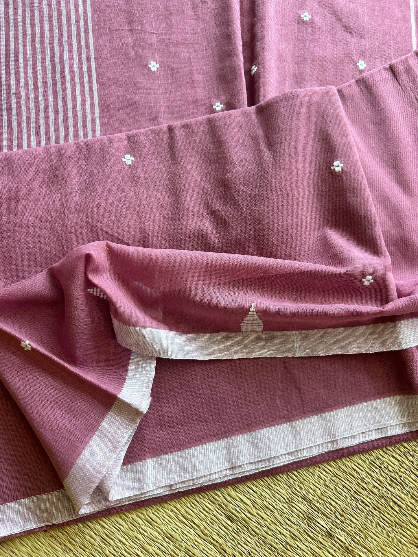 PINK MUL JAMDANI SAREE