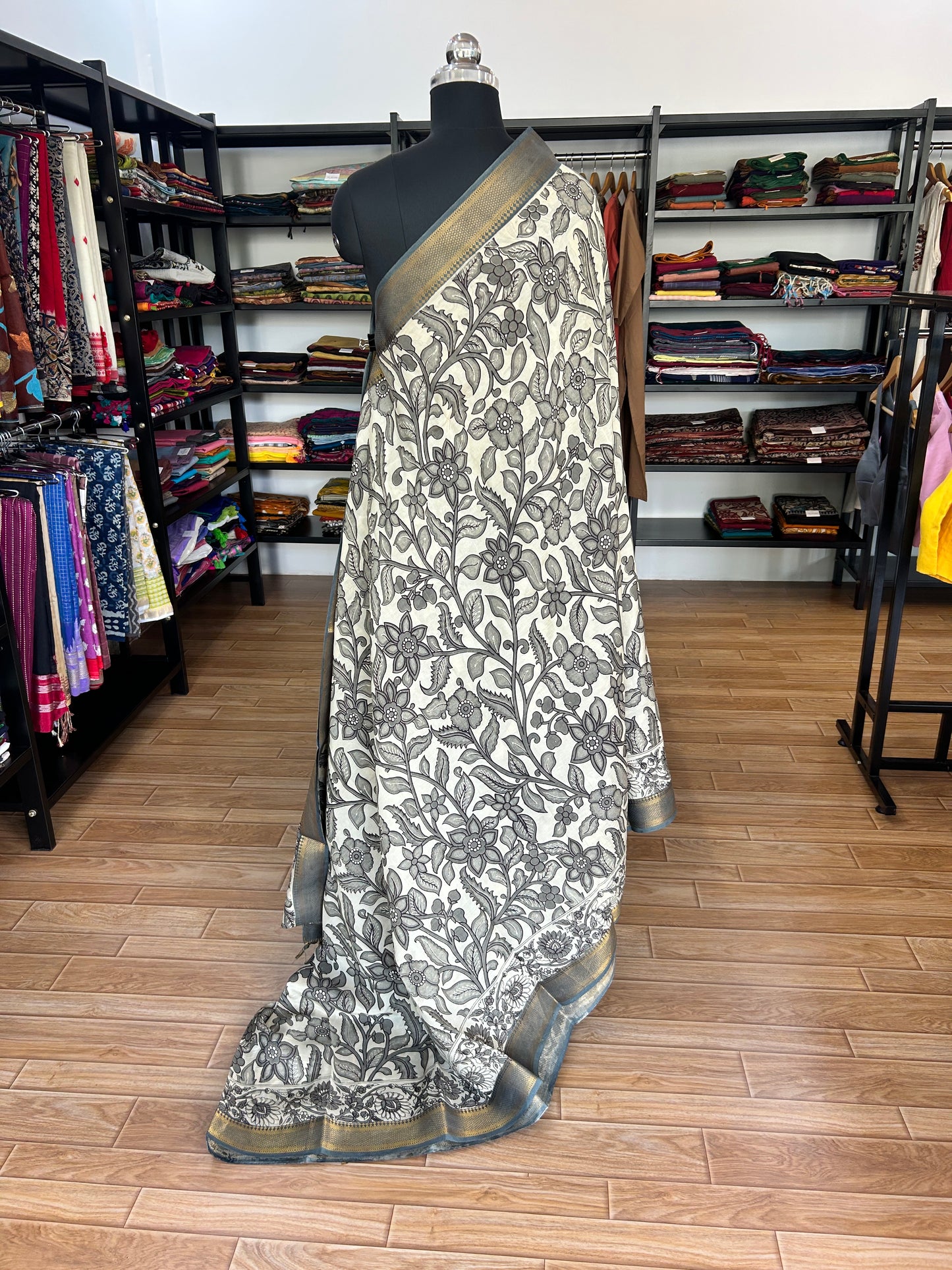 White kalamkari saree