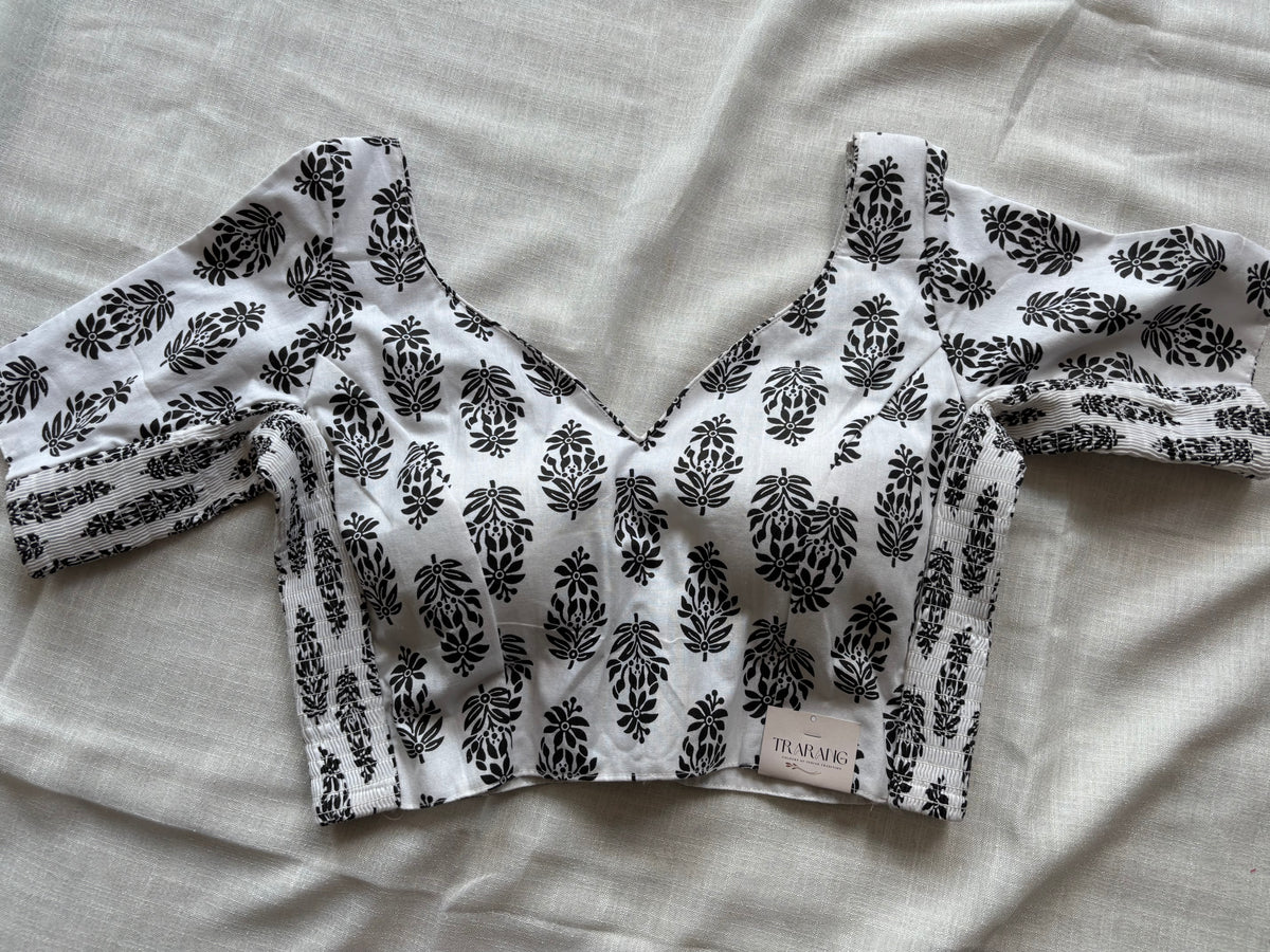 WHITE STRECHABLE BLOUSE
