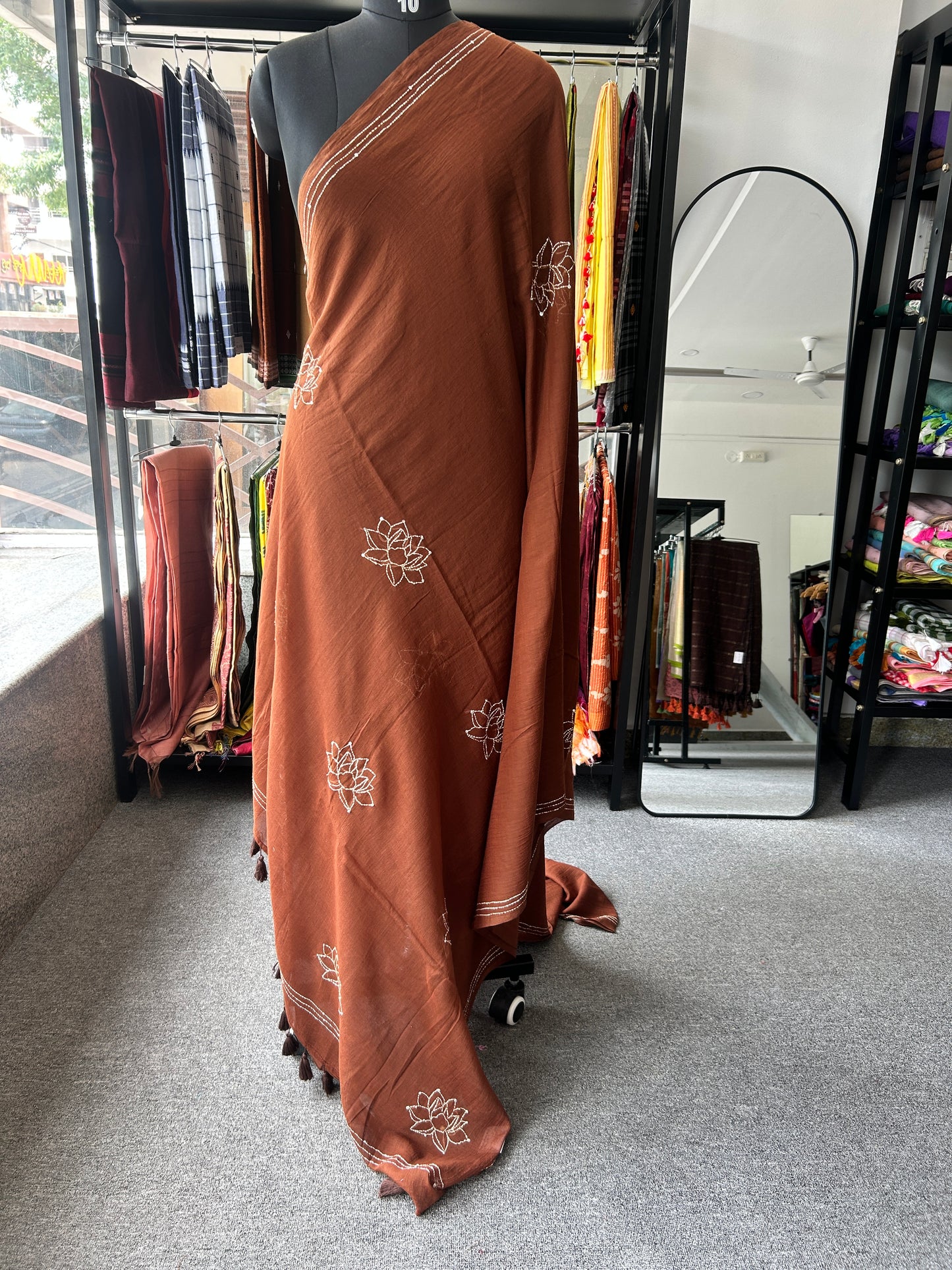 BROWN KATHA MUL SAREE