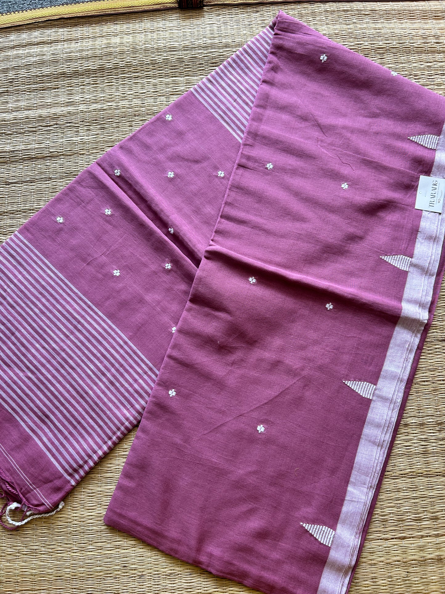 PINK MUL JAMDANI SAREE