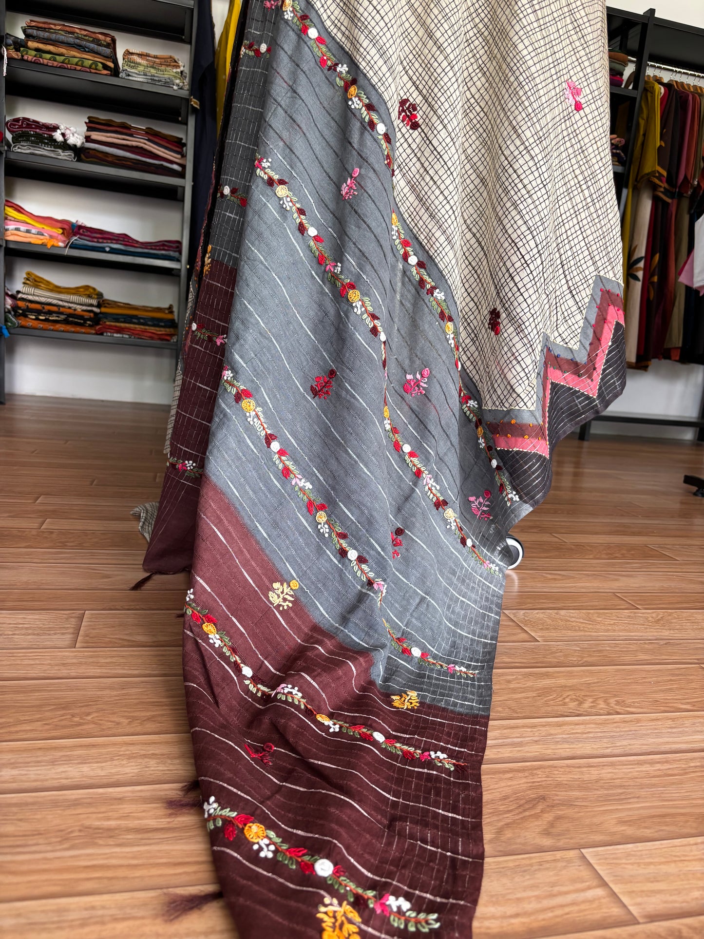 GREY  EMBROIDERED SAREE