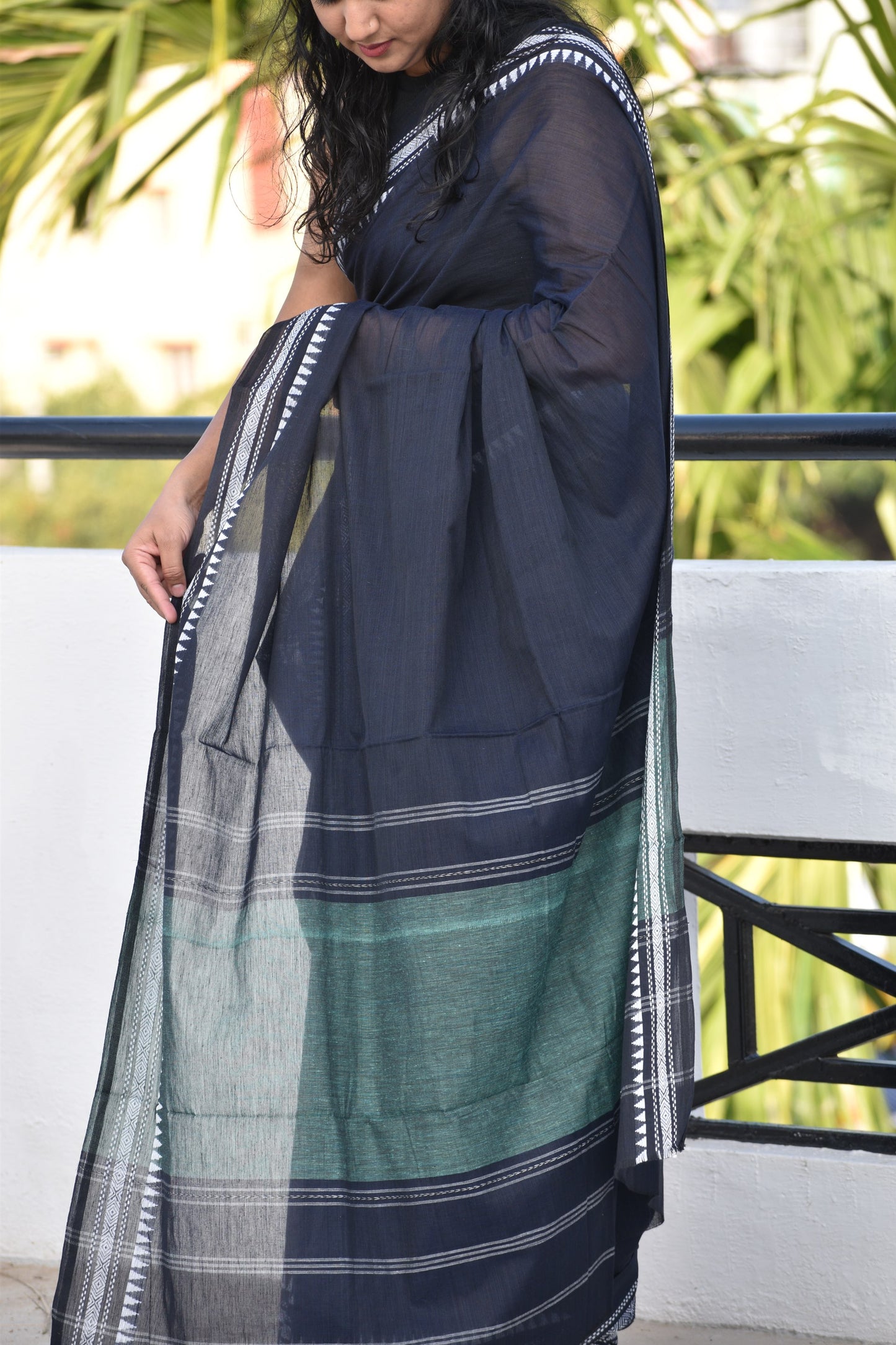 BLACK DHANIAKHALI SAREE