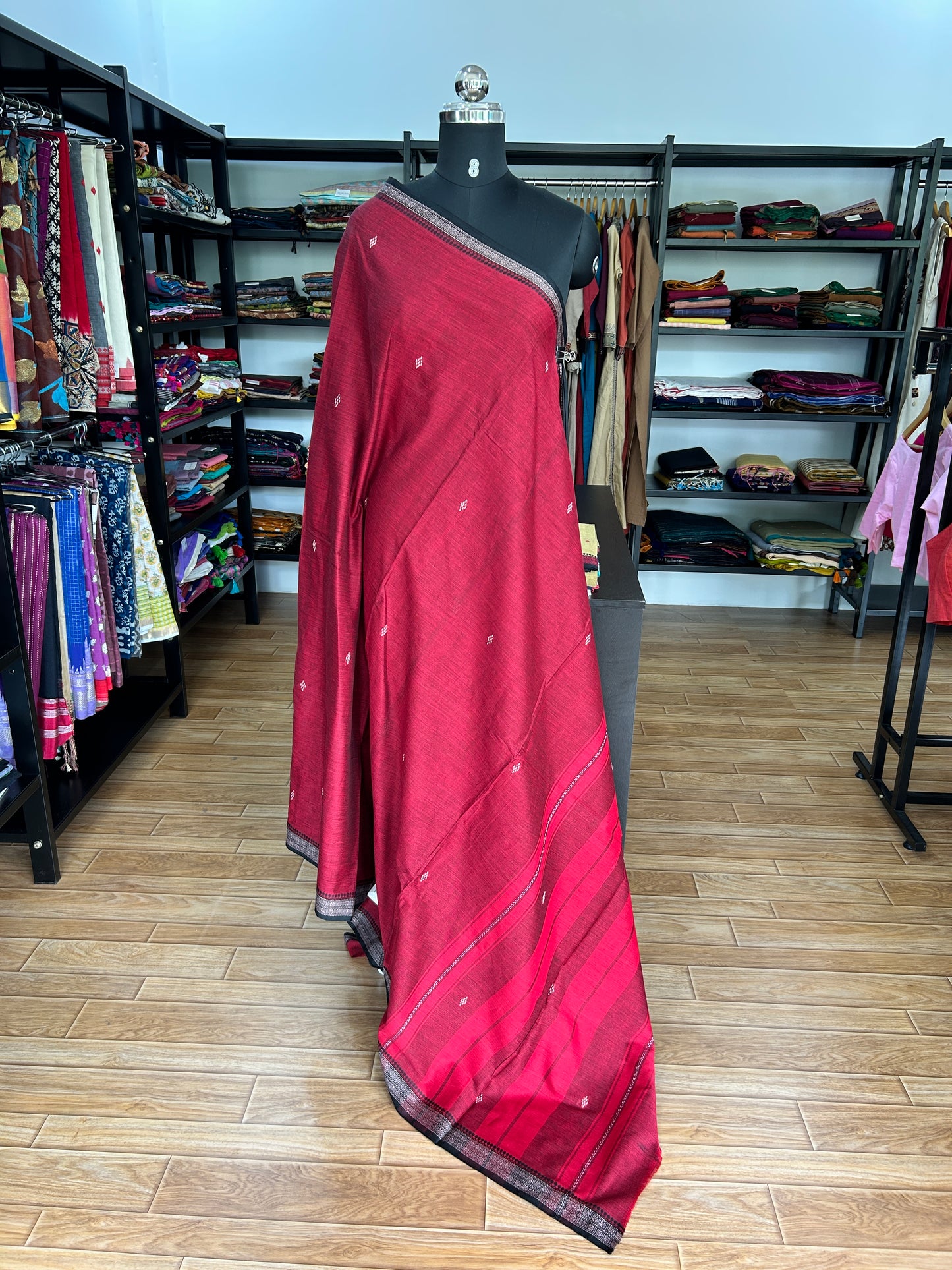 RED DHANIAKHALI SAREE