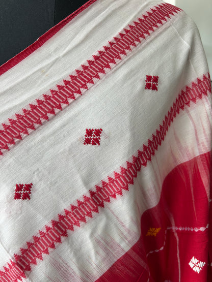RED DHANIAKHALI SAREE