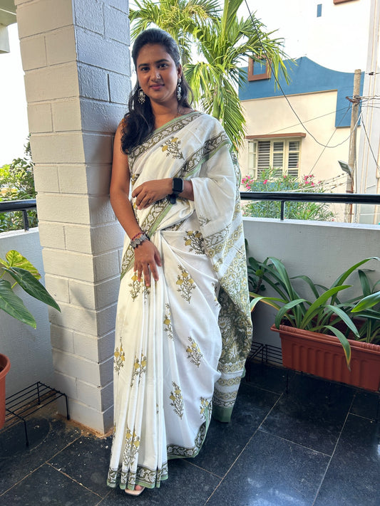 white handblock mulmul cotton saree