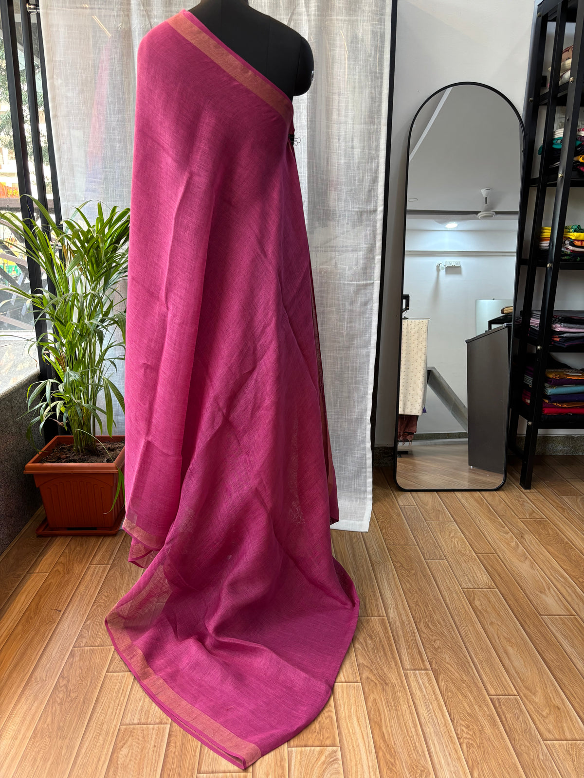 MAROON PURE LINEN SAREE