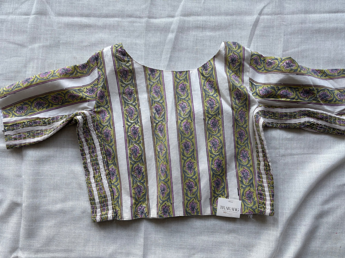 WHITE STRECHABLE BLOUSE