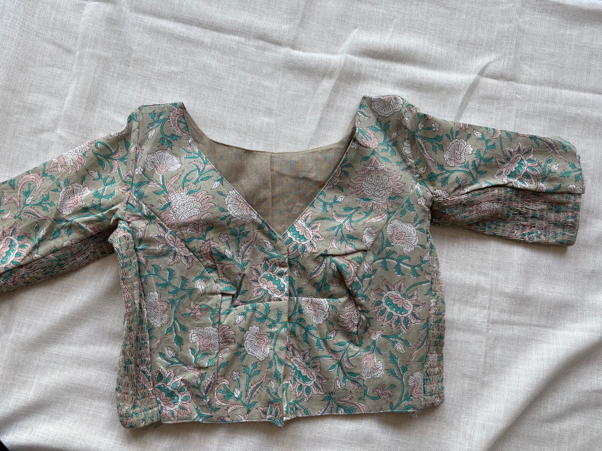 GREY STRECHABLE BLOUSE
