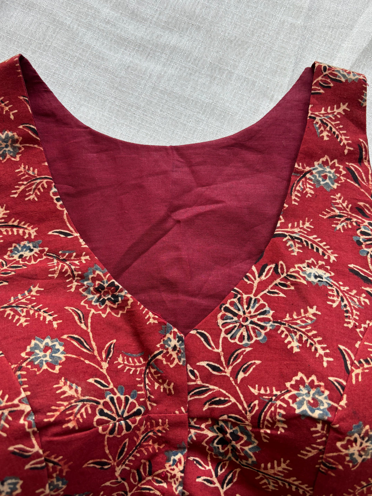 RED COTTON BLOUSE