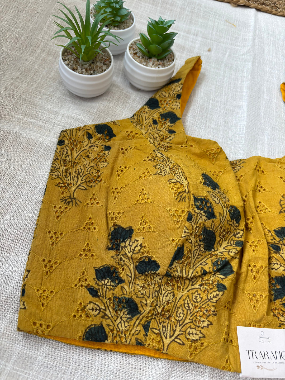 YELLOW HAKOBA BLOUSE
