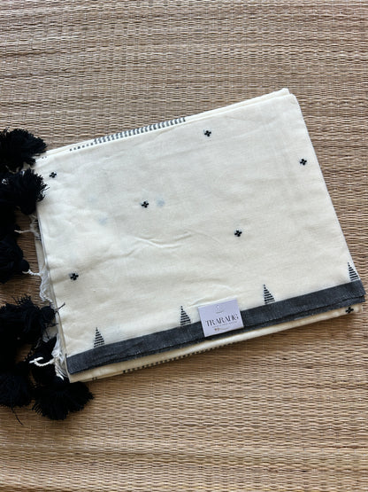 WHITE MUL JAMDANI SAREE