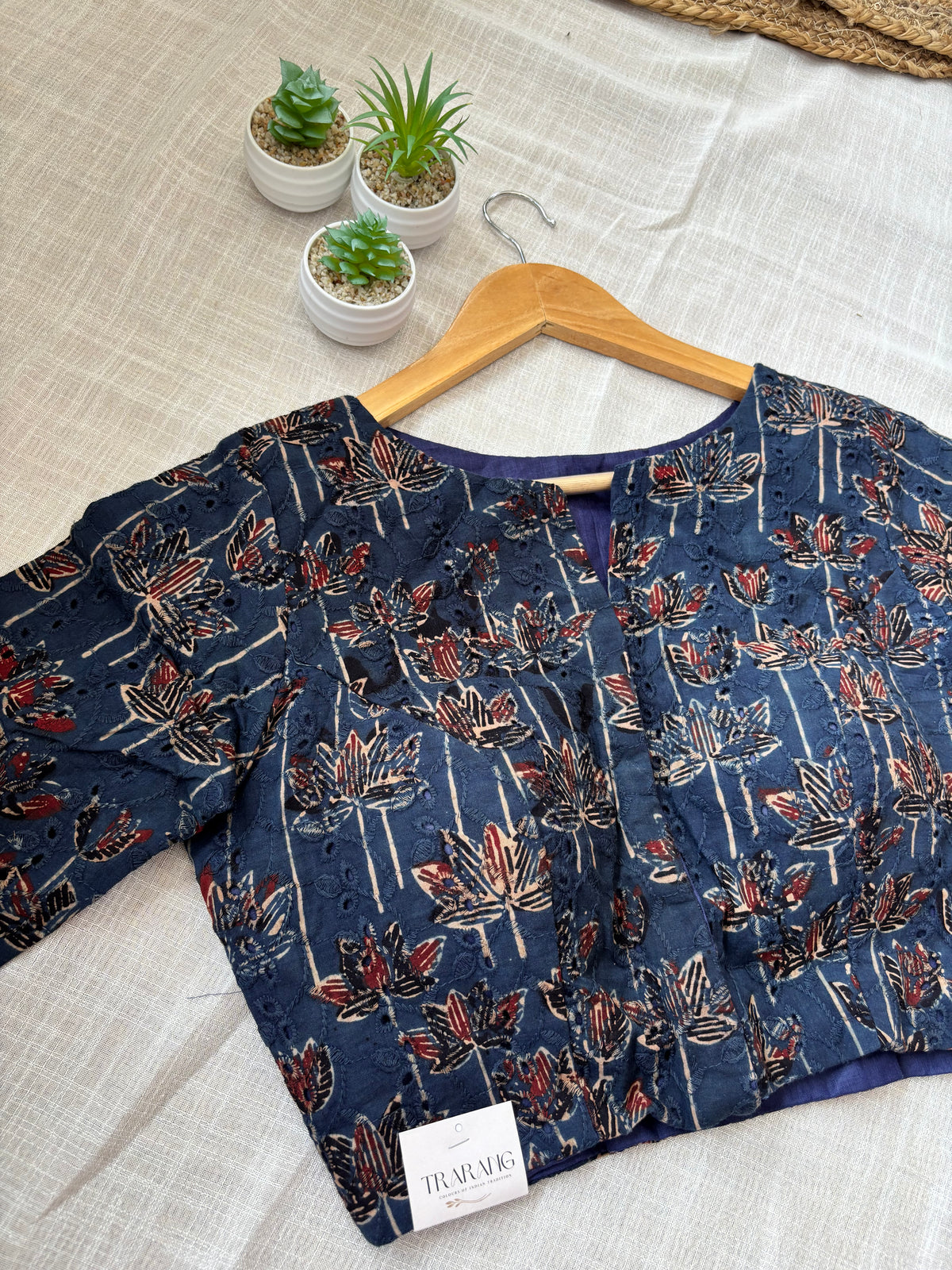 NAVY BLUE HAKOBA BLOUSE