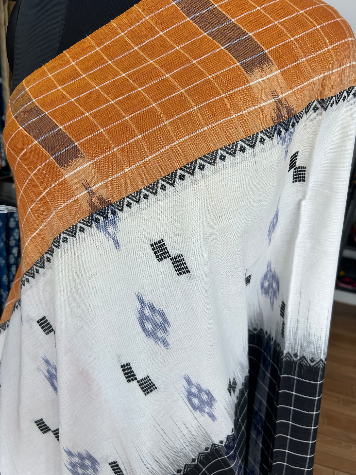 ORANGE DHANIAKHALI SAREE