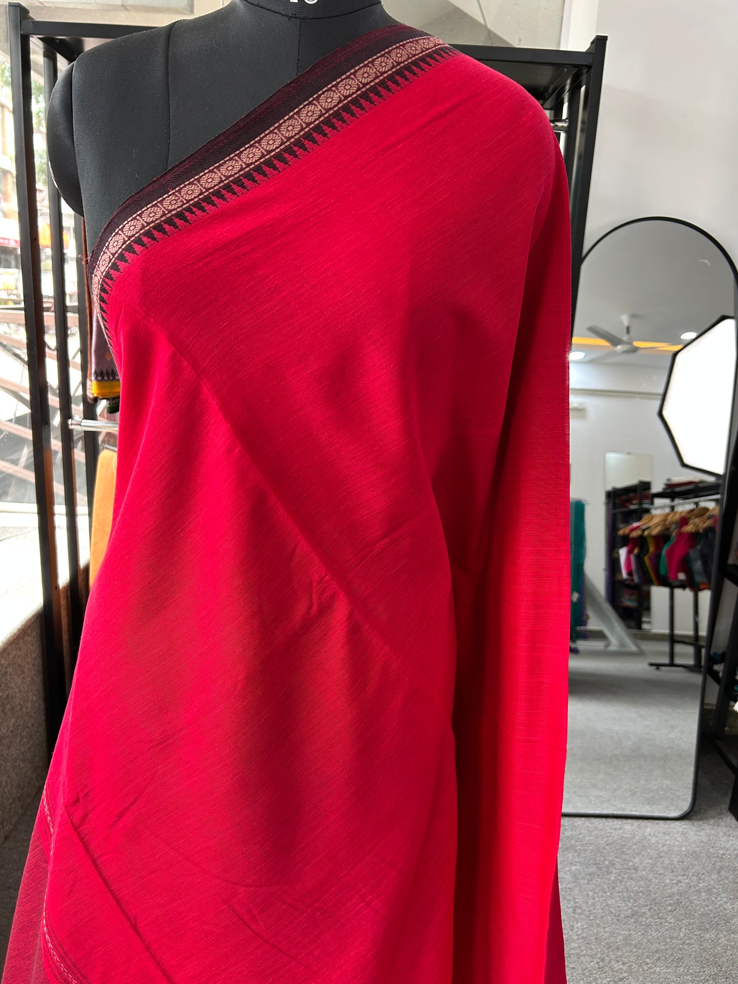RED DHANIAKHALI SAREE