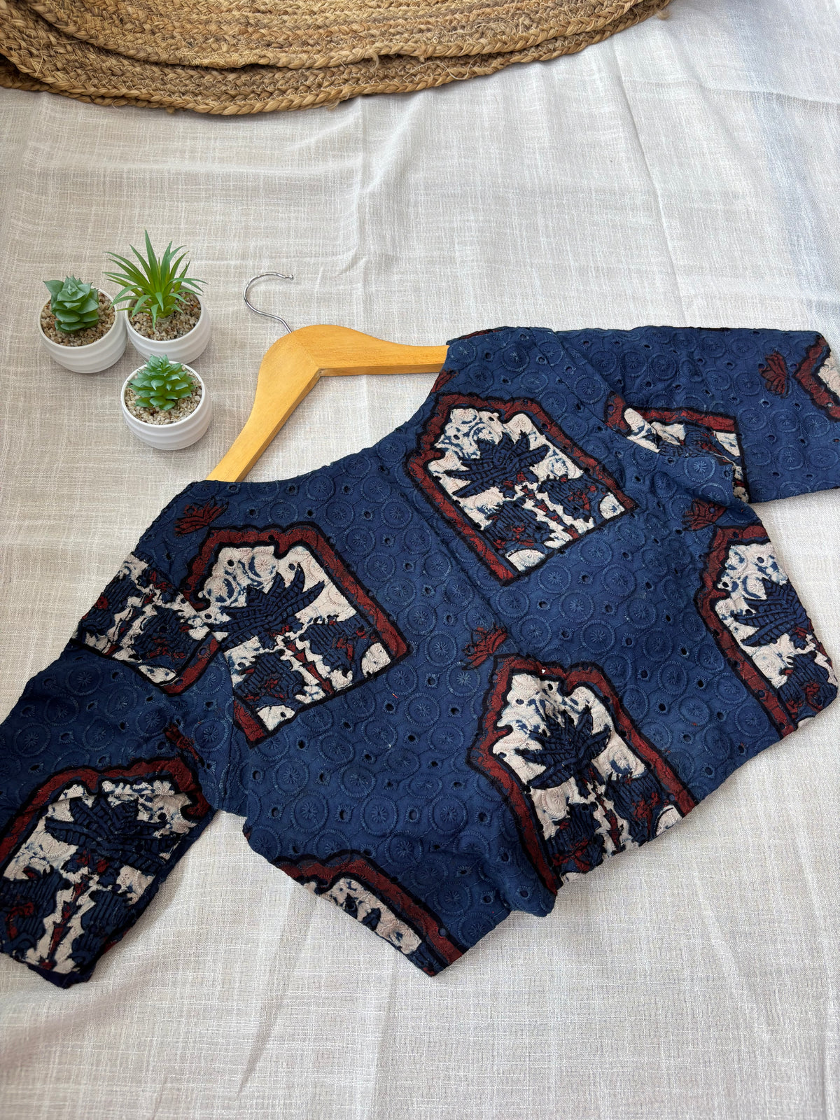 NAVY BLUE HAKOBA BLOUSE