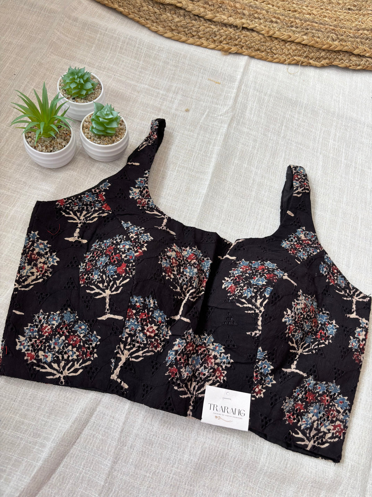 BLACK HAKOBA BLOUSE