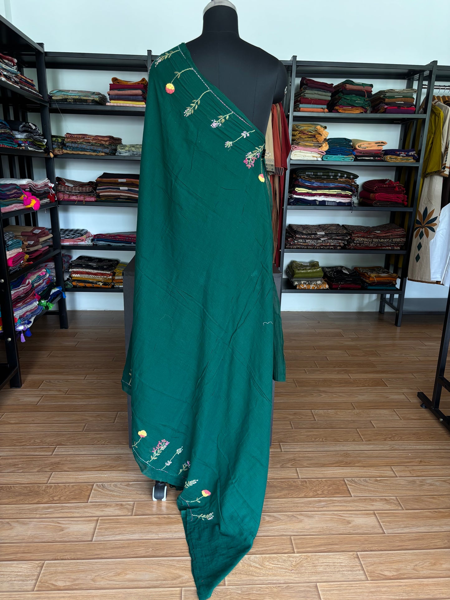 GREEN EMBROIDERED MUL SAREE