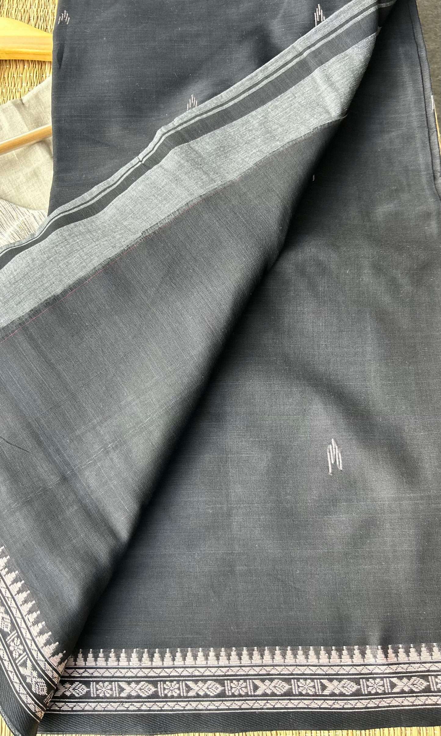 BLACK DHANIAKHALI SAREE