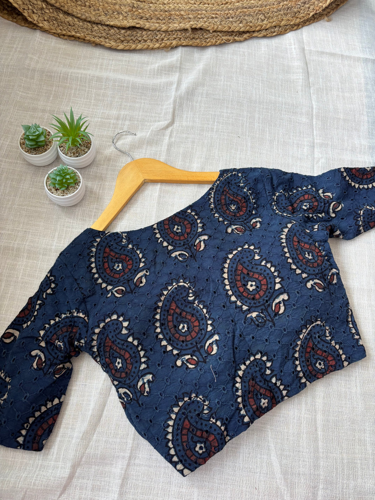 NAVY BLUE HAKOBA BLOUSE