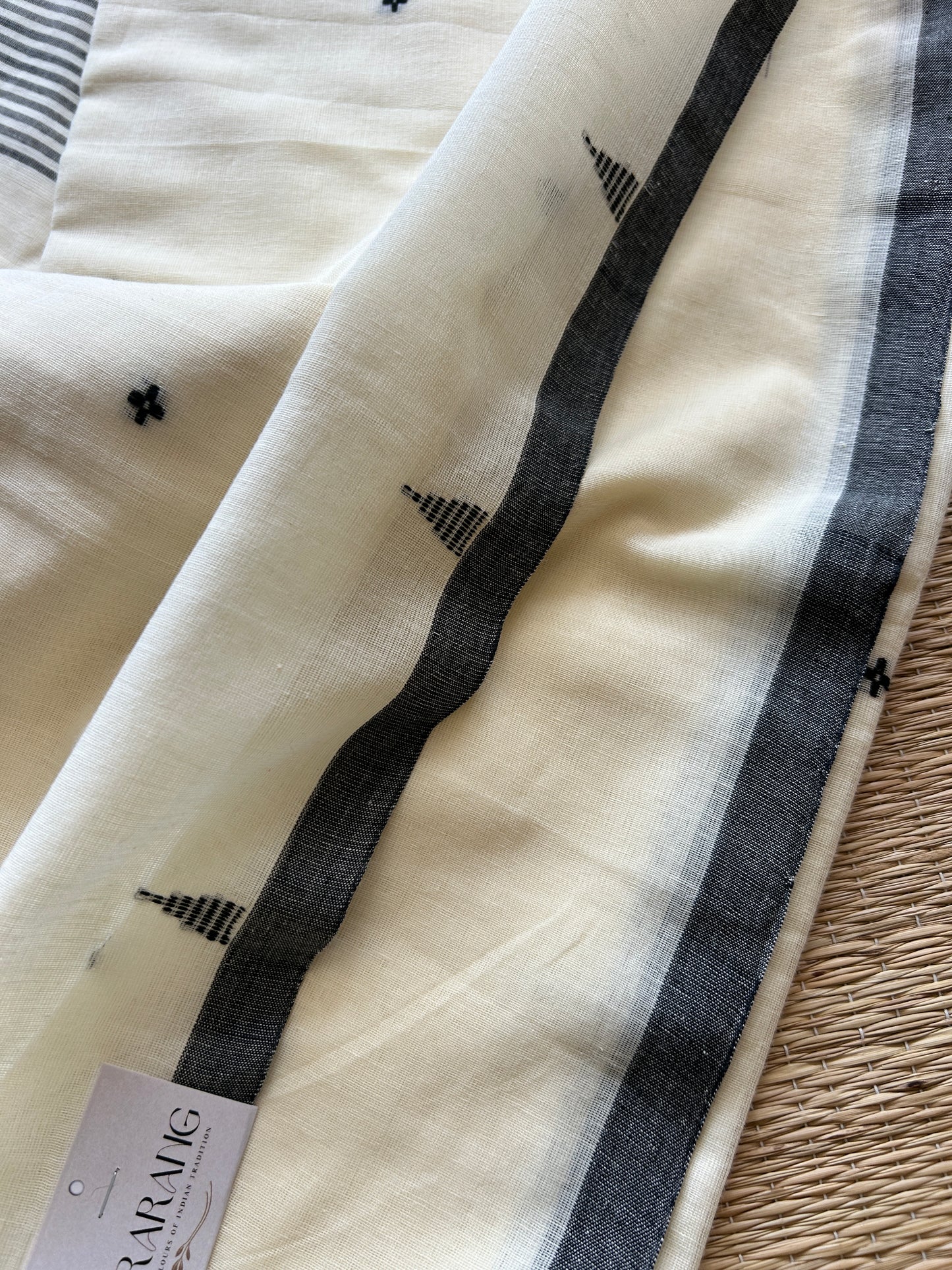 WHITE MUL JAMDANI SAREE