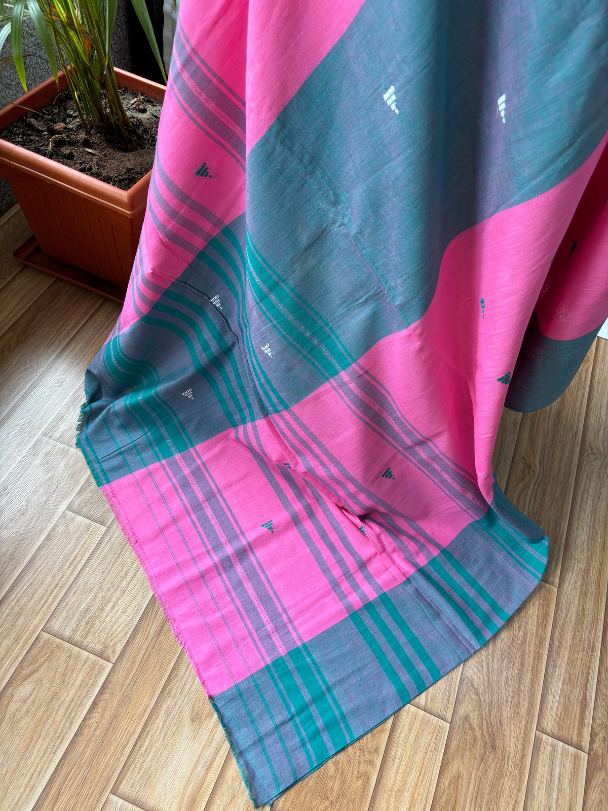 PINK DHANIAKHALI SAREE