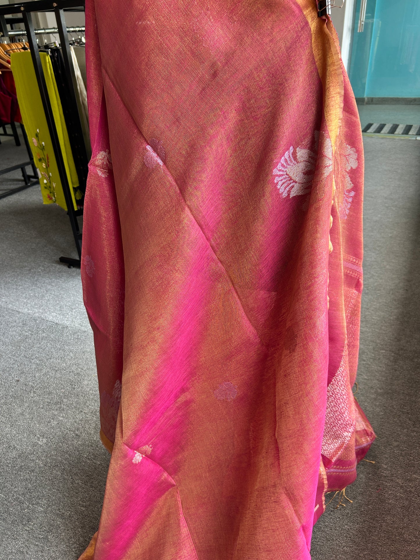 PINK TISSUE JAMDANI