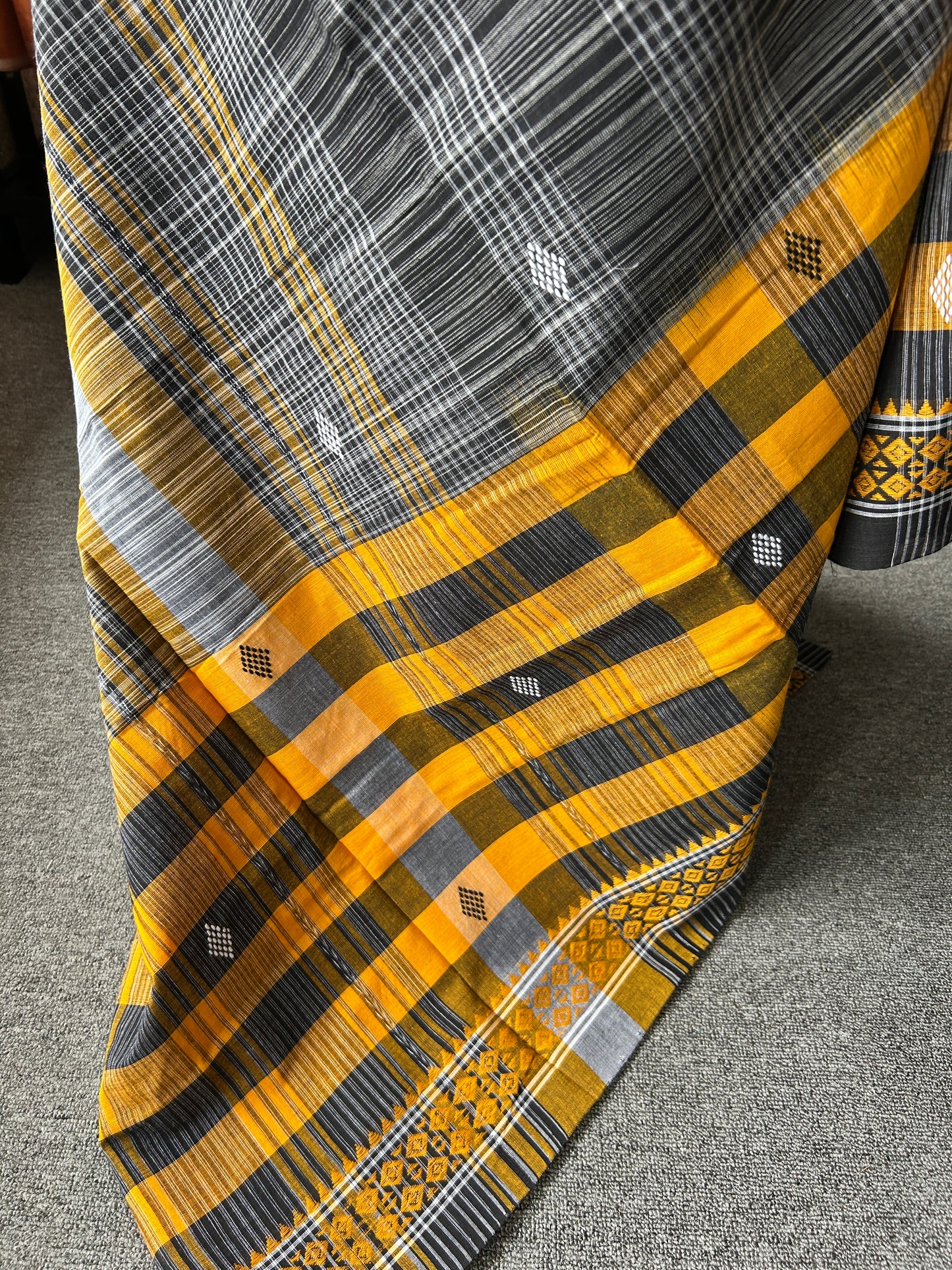 BLACK DHANIAKHALI SAREE