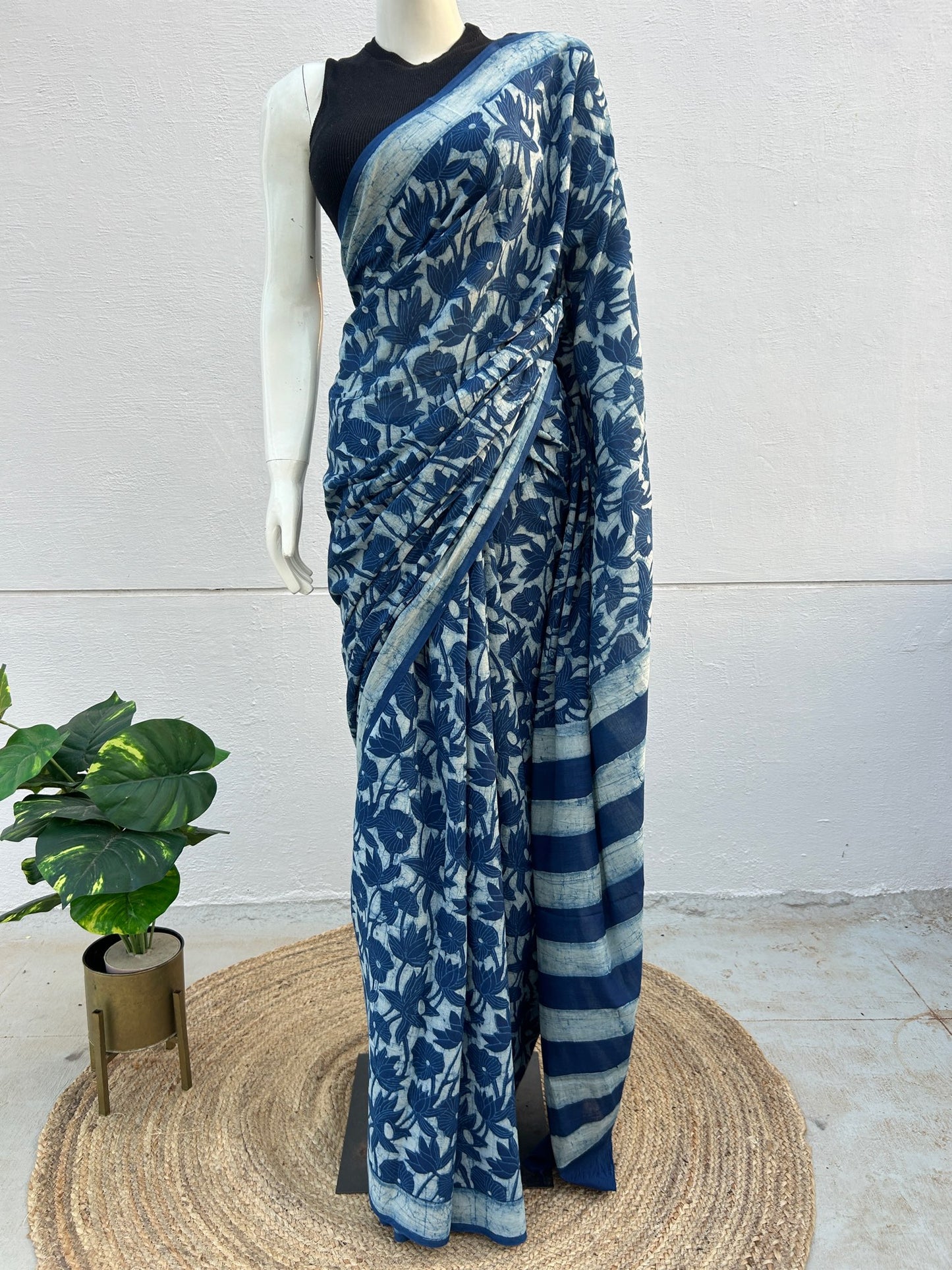 Blue dabu mul saree