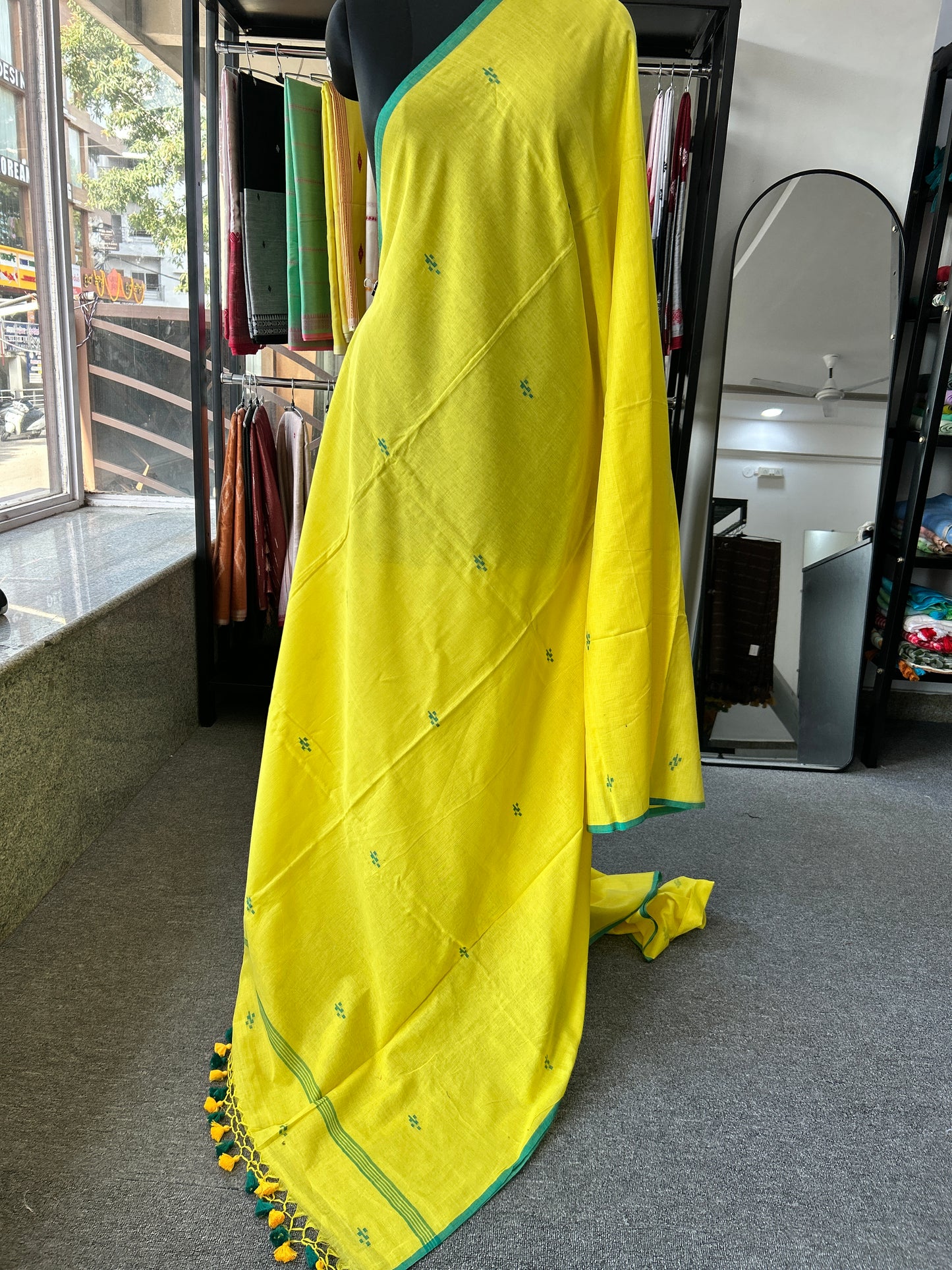 YELLOW JAMDANI