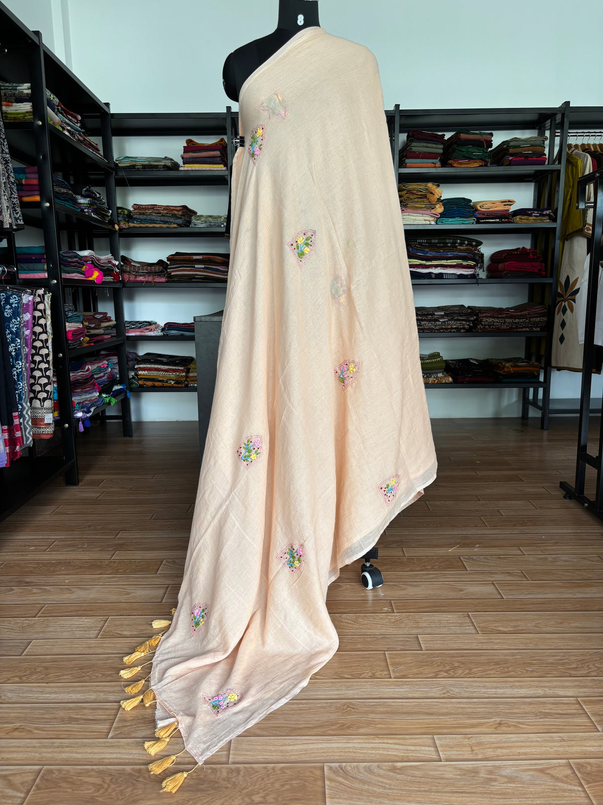 BEIGE EMBROIDERED MUL SAREE