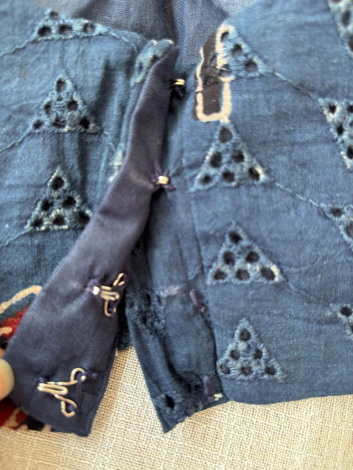 NAVY BLUE HAKOBA BLOUSE