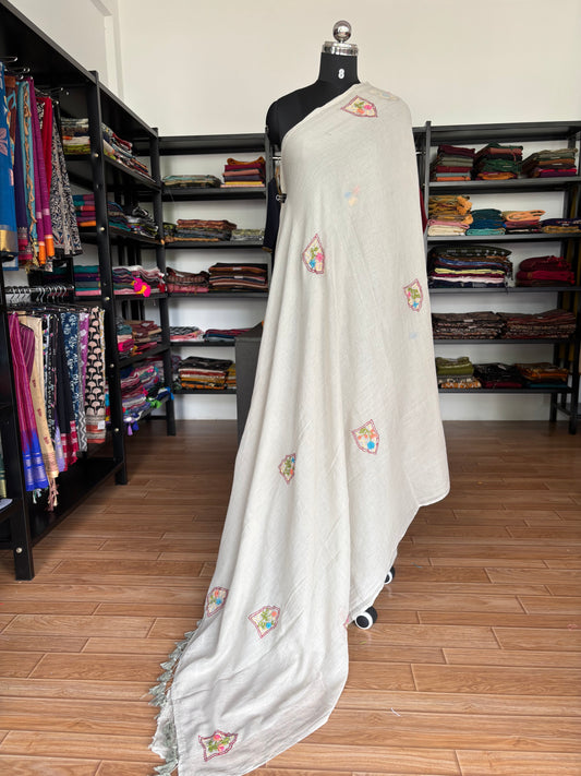 WHITE EMBROIDERED MUL SAREE