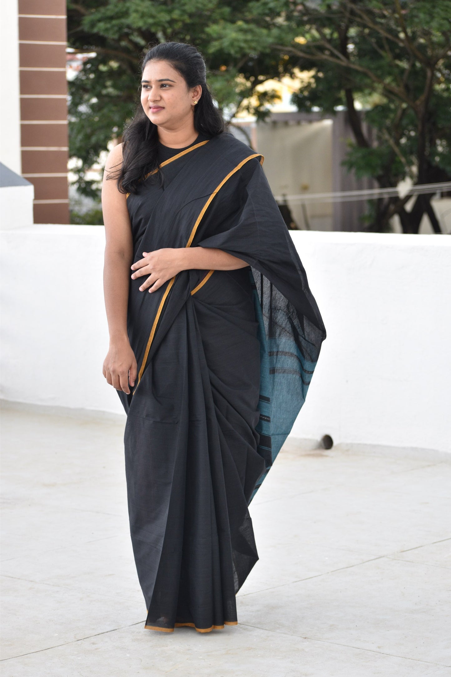 BLACK DHANIAKHALI SAREE