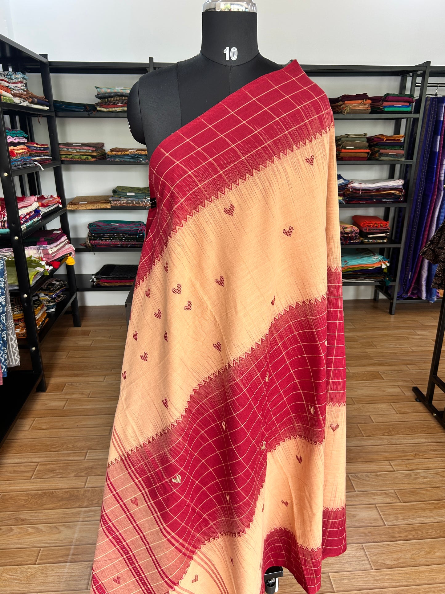 RED DHANIAKHALI SAREE
