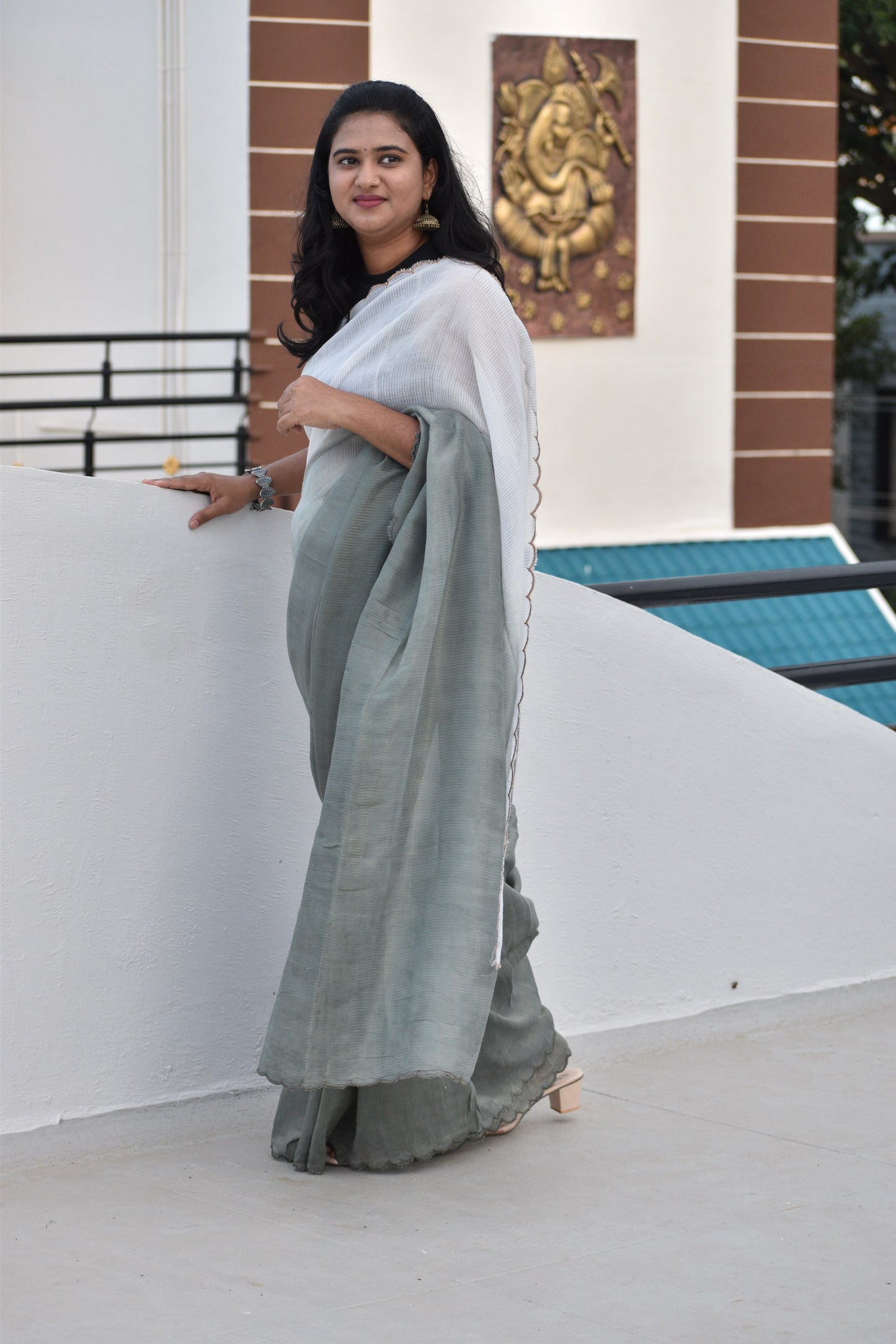 GREY MUL SAREE