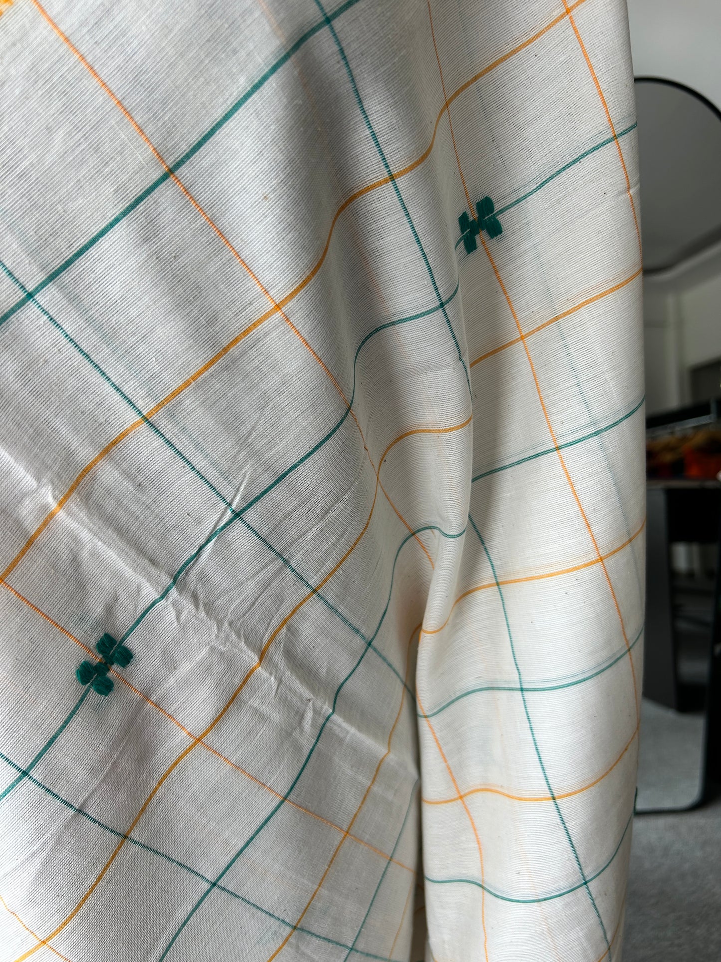 WHITE DHANIAKHALI SAREE