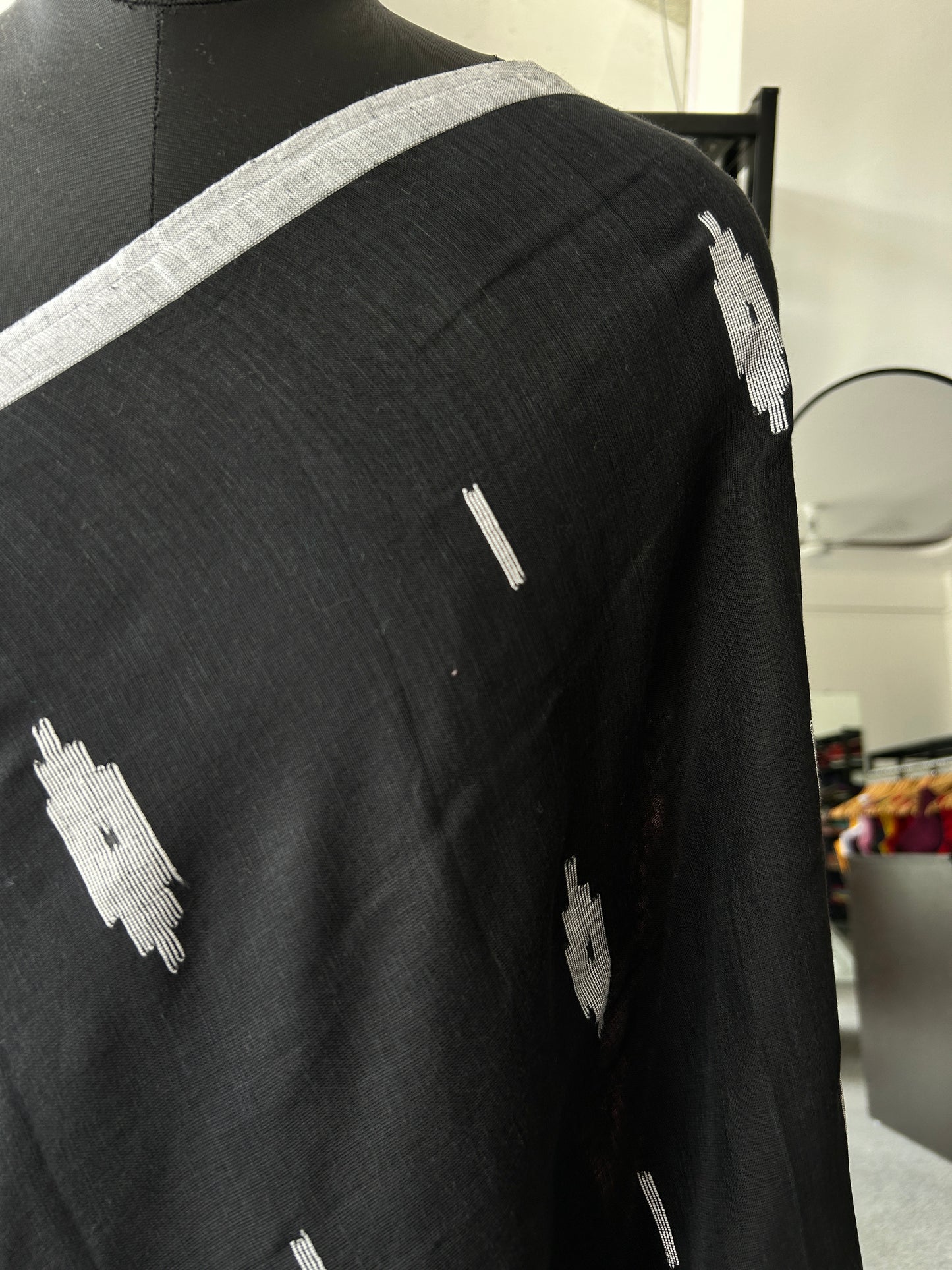 BLACK MUL JAMDANI SAREE