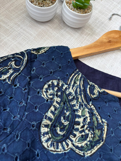 NAVY BLUE HAKOBA BLOUSE