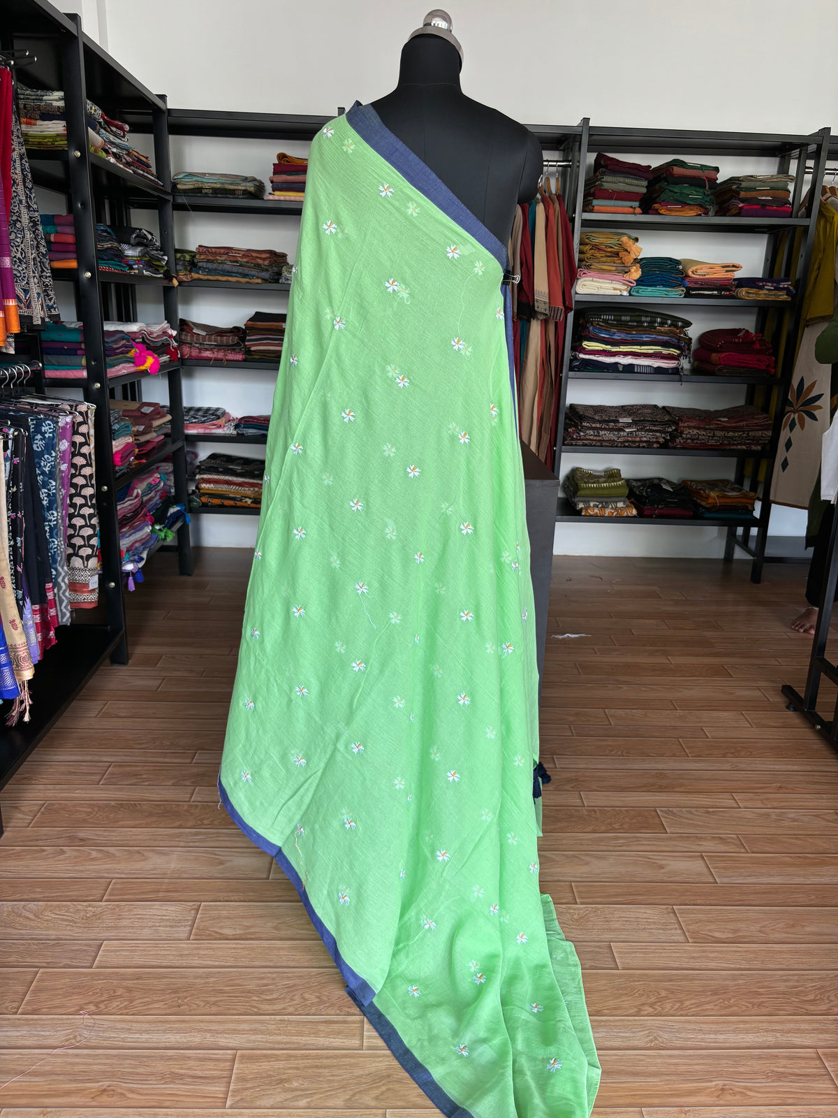 GREEN PARIJATHA MUL SAREE