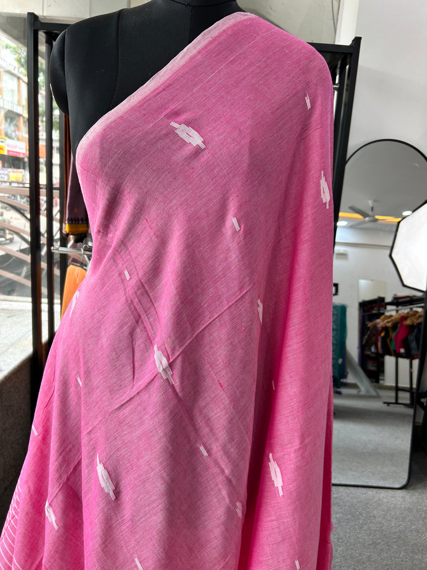 PINK MUL JAMDANI SAREE