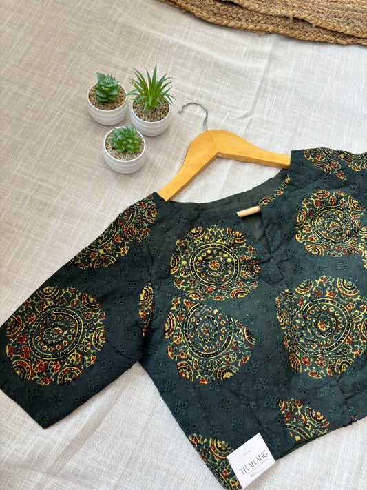 GREEN HAKOBA BLOUSE