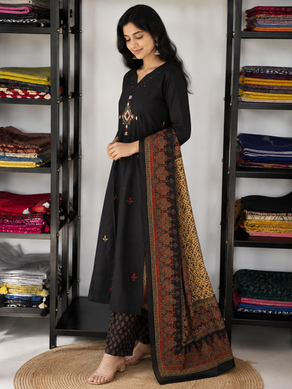 BLACK GAMTHI COTTON SUIT